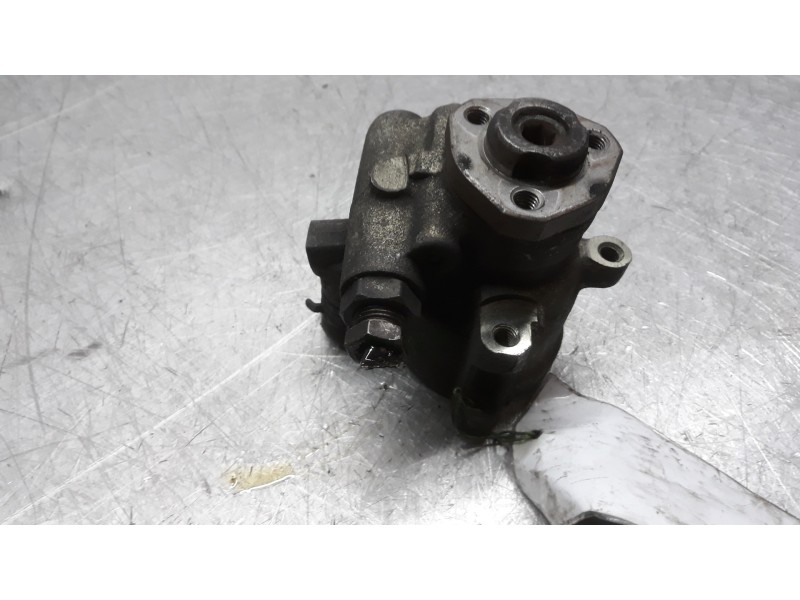 Recambio de bomba direccion para volkswagen polo berlina (6n2) trendline referencia OEM IAM 6N0422154A  