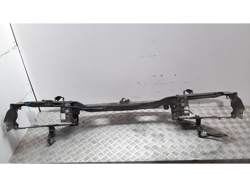 Recambio de panel frontal para volvo v50 familiar d5 kinetic referencia OEM IAM   