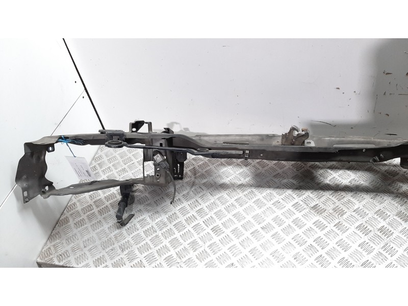 Recambio de panel frontal para volvo v50 familiar d5 kinetic referencia OEM IAM   