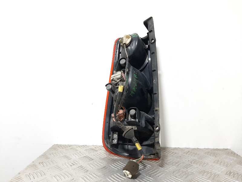 Recambio de piloto trasero derecho para hyundai matrix (fc) 1.6 gls referencia OEM IAM 9240217010  