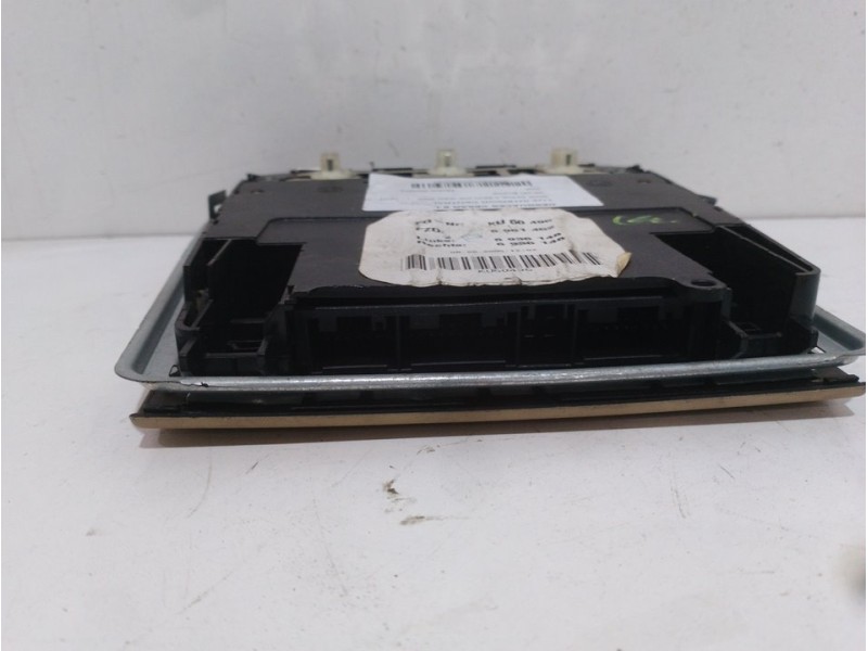 Recambio de luz interior central para bmw serie 3 berlina (e90) 320d referencia OEM IAM   