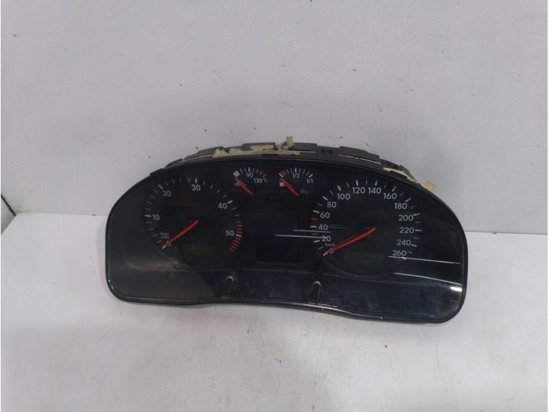 Recambio de cuadro instrumentos para volkswagen passat berlina (3b2) comfortline referencia OEM IAM 3B0920822A  