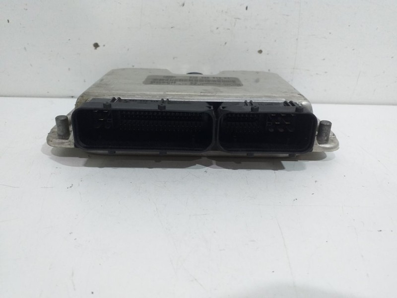 Recambio de centralita motor uce para seat ibiza (6l1) stella referencia OEM IAM 0281011219 039906019KT 