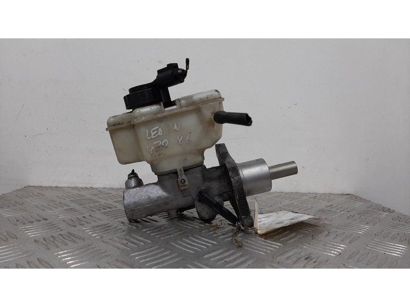 Recambio de bomba freno para seat leon (1p1) reference referencia OEM IAM 1K1611301D  