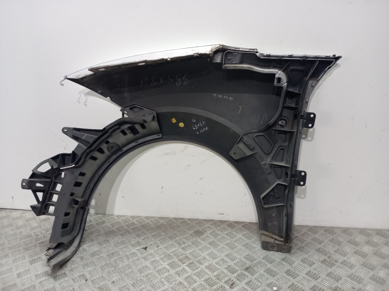 Recambio de aleta delantera derecha para audi a2 (8z) 1.4 referencia OEM IAM 8Z0821106C PLATA 