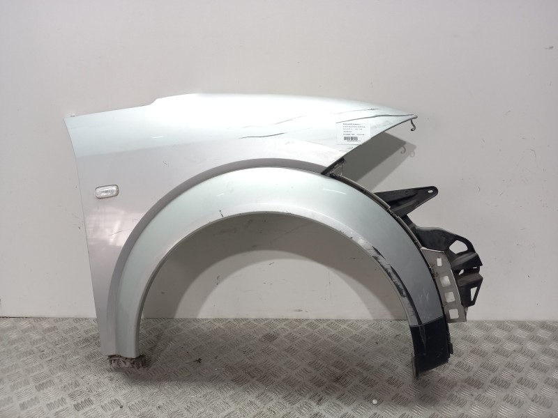 Recambio de aleta delantera derecha para audi a2 (8z) 1.4 referencia OEM IAM 8Z0821106C PLATA 