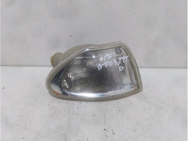 Recambio de piloto delantero derecho para opel astra f berlina básico referencia OEM IAM   