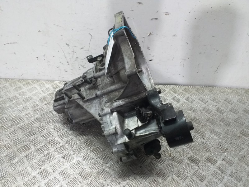 Recambio de caja cambios para kia carens 1.6 lx referencia OEM IAM U22C  