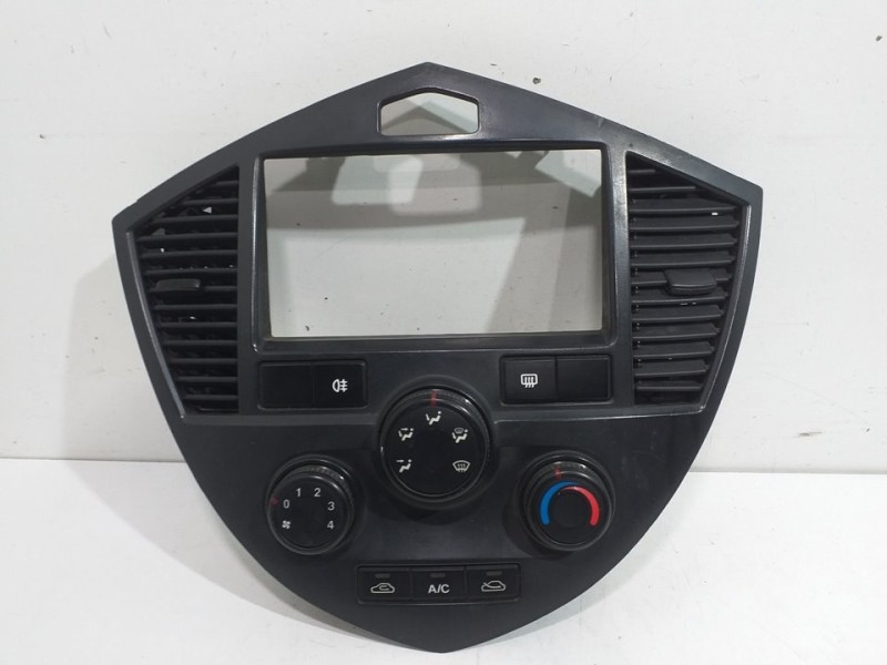 Recambio de mando calefaccion / aire acondicionado para kia carens 1.6 lx referencia OEM IAM 0K2FA61190  JB