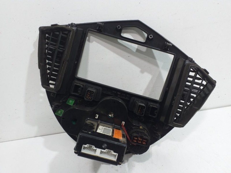 Recambio de mando calefaccion / aire acondicionado para kia carens 1.6 lx referencia OEM IAM 0K2FA61190  JB