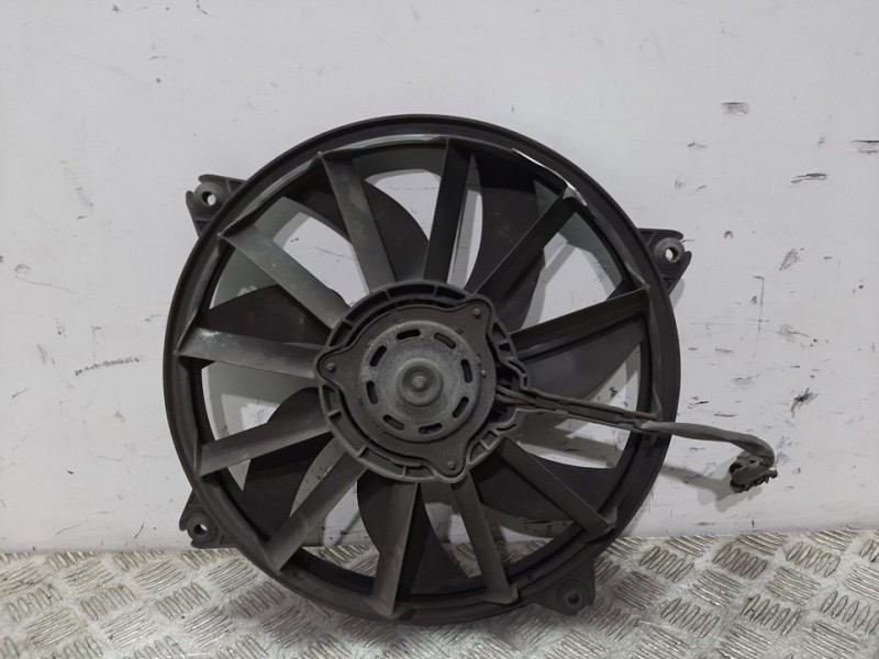 Recambio de electroventilador para citroën c4 berlina collection referencia OEM IAM 9650116580  