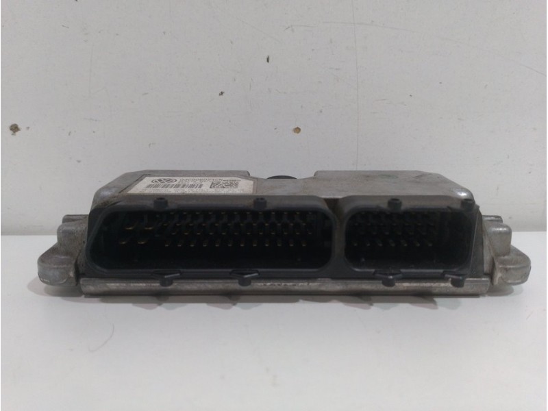 Recambio de centralita motor uce para volkswagen polo (6r1) advance referencia OEM IAM 03C906024CN  