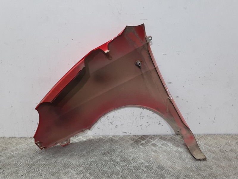 Recambio de aleta delantera derecha para daewoo matiz cd referencia OEM IAM 96562086 ROJO 