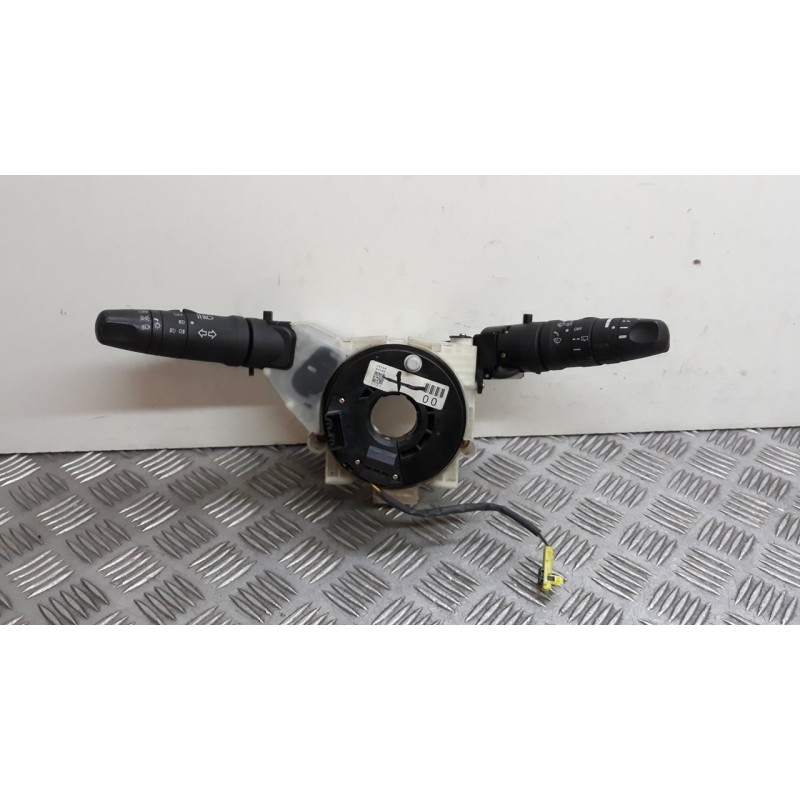 Recambio de mando multifuncion para nissan micra (k12e) acenta referencia OEM IAM 25560  