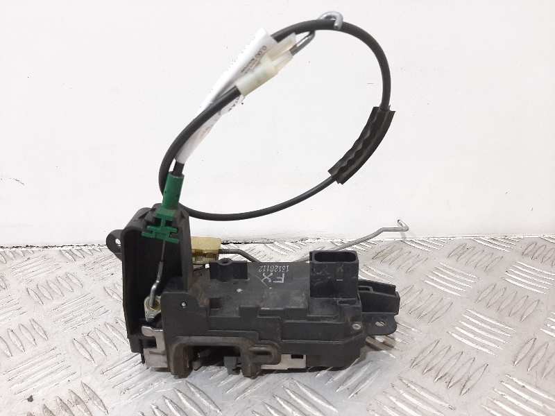 Recambio de cerradura puerta delantera derecha para opel astra h berlina cosmo referencia OEM IAM 13128112  