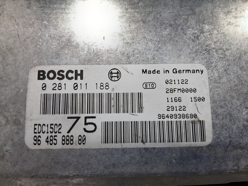 Recambio de centralita motor uce para peugeot 206 berlina xs referencia OEM IAM 0281011188 9648588880 