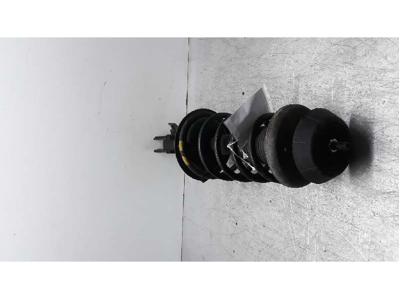 Recambio de amortiguador delantero derecho para suzuki swift azg (nz) gl+ referencia OEM IAM   