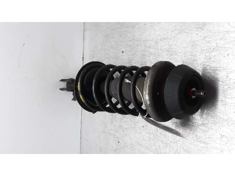 Recambio de amortiguador delantero derecho para suzuki swift azg (nz) gl+ referencia OEM IAM   