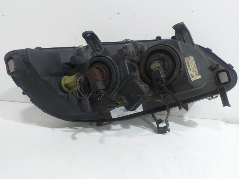 Recambio de faro izquierdo para opel zafira a elegance referencia OEM IAM   