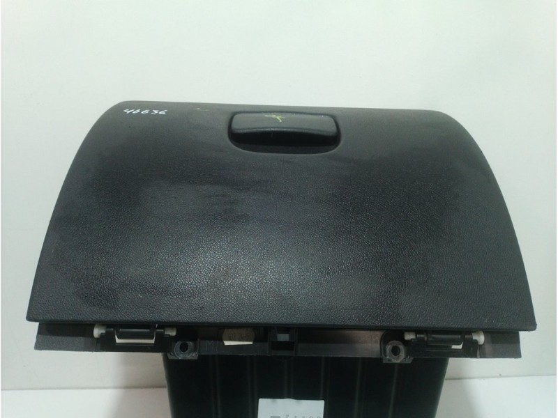 Recambio de guantera para opel movano b pritsche/kipper/koffer kipper l2h1 3,5t referencia OEM IAM 6321S810  