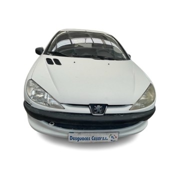 PEUGEOT 206 BERLINA