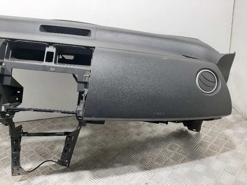 Recambio de salpicadero para suzuki swift azg (nz) gl+ referencia OEM IAM   