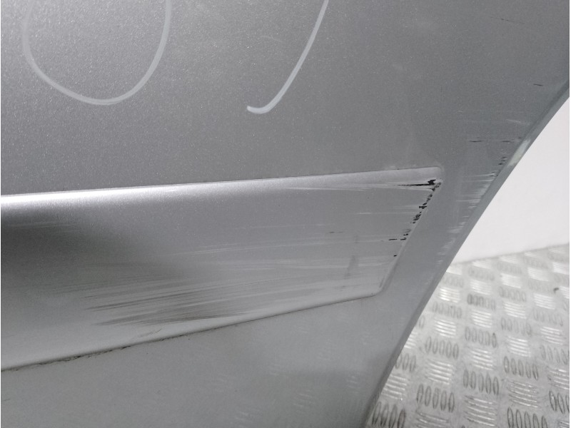 Recambio de puerta trasera izquierda para audi a2 (8z) 1.4 referencia OEM IAM  PLATA 