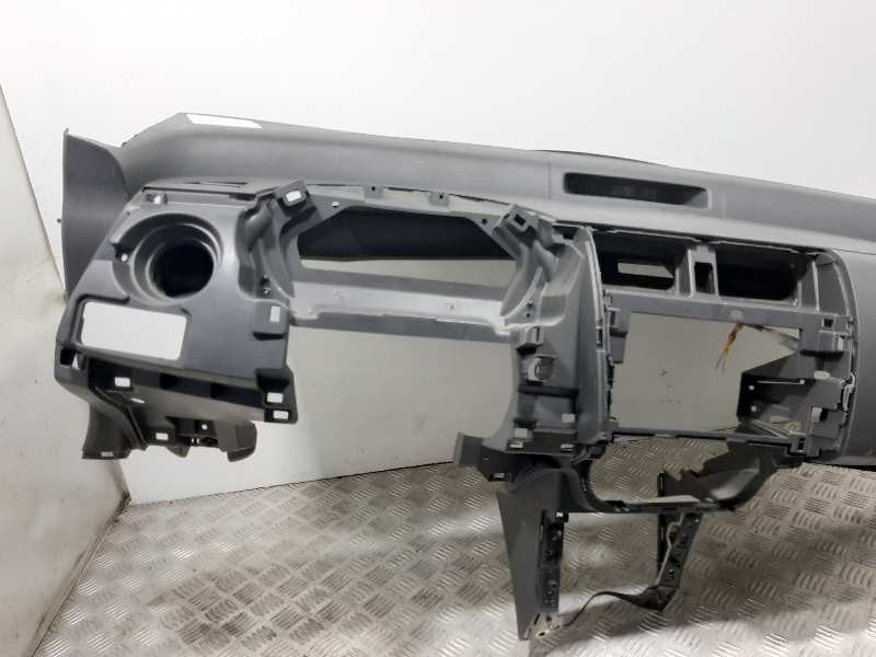 Recambio de salpicadero para suzuki swift azg (nz) gl+ referencia OEM IAM   