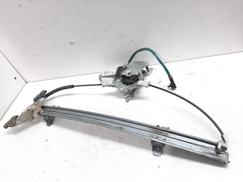 Recambio de elevalunas delantero derecho para nissan almera tino (v10m) básico referencia OEM IAM 80700BU005  