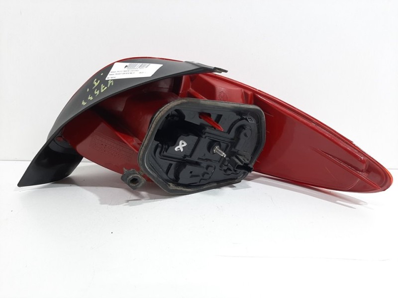 Recambio de piloto trasero izquierdo para peugeot 206 berlina gt referencia OEM IAM 085501921LF  