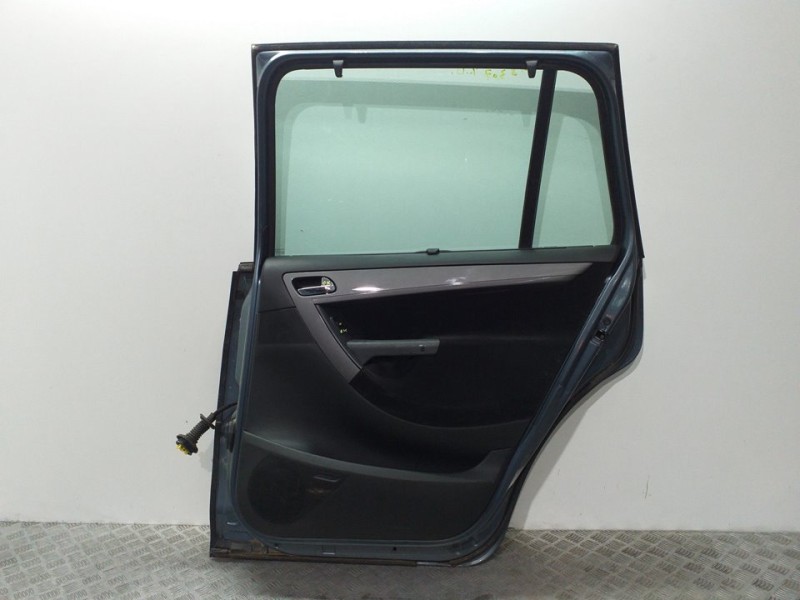 Recambio de puerta trasera derecha para citroën c4 picasso exclusive plus referencia OEM IAM 9008P6 GRIS 