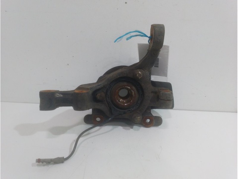Recambio de mangueta delantera derecha para opel zafira b cosmo referencia OEM IAM 13197803  