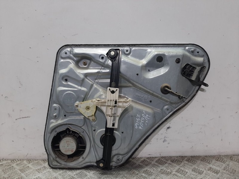 Recambio de elevalunas trasero izquierdo para volkswagen passat berlina (3b2) comfortline referencia OEM IAM 3B5839755C  