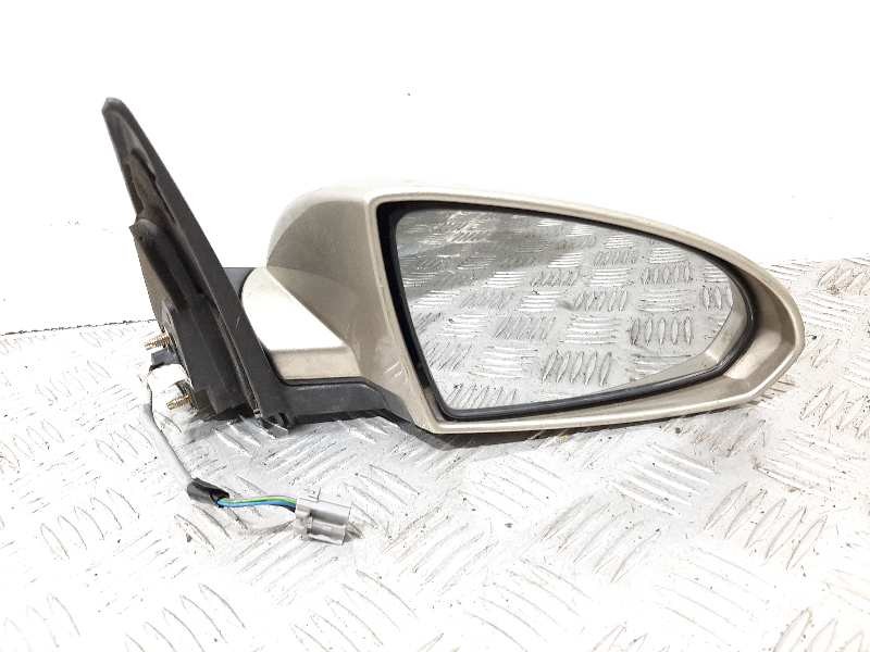 Recambio de retrovisor derecho para nissan primera berlina (p12) line up referencia OEM IAM 96301AU480 CHAMPAGNE ELECTRICO