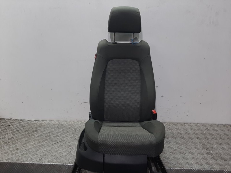 Recambio de asiento delantero derecho para seat toledo (5p2) sport-up referencia OEM IAM  GRIS 