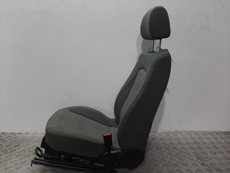 Recambio de asiento delantero derecho para seat toledo (5p2) sport-up referencia OEM IAM  GRIS 
