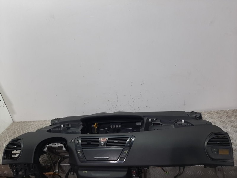 Recambio de salpicadero para citroën c4 picasso exclusive plus referencia OEM IAM 9683044477  