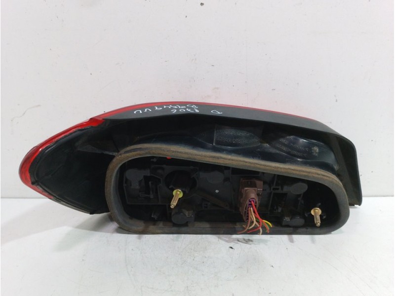 Recambio de piloto trasero derecho para peugeot 306 berlina 3/4/5 puertas (s2) style referencia OEM IAM   