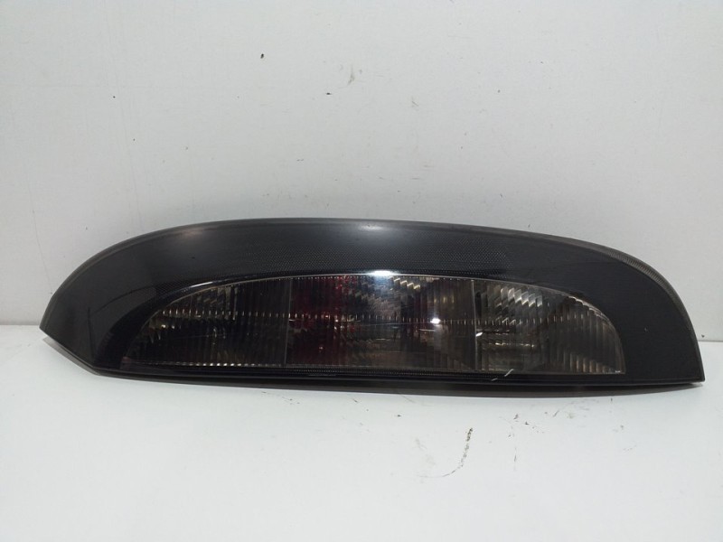 Recambio de piloto trasero derecho para opel corsa c blue line referencia OEM IAM 24457236  