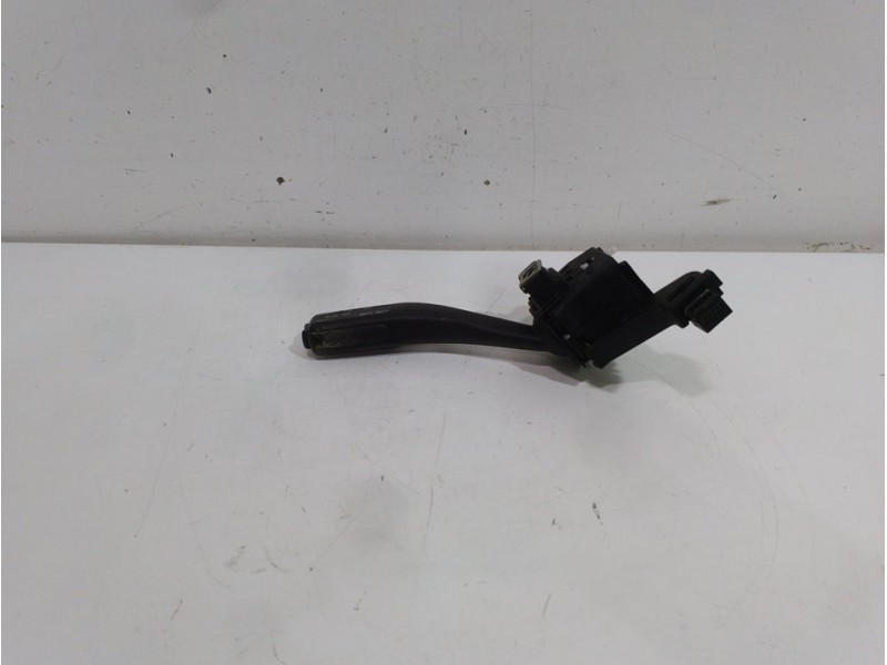 Recambio de mando intermitentes para seat toledo (5p2) sport-up referencia OEM IAM 1K0953513A  