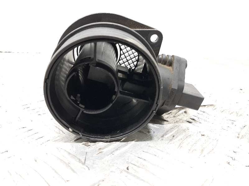 Recambio de caudalimetro para audi a4 berlina (8e) 1.9 tdi (96kw) referencia OEM IAM  074906461B 
