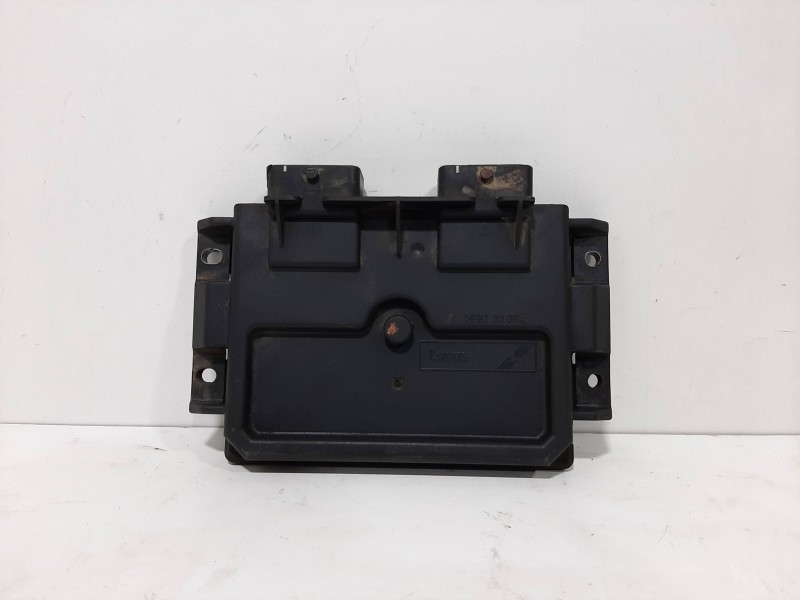 Recambio de centralita motor uce para peugeot 206 berlina xt referencia OEM IAM 9645626280  