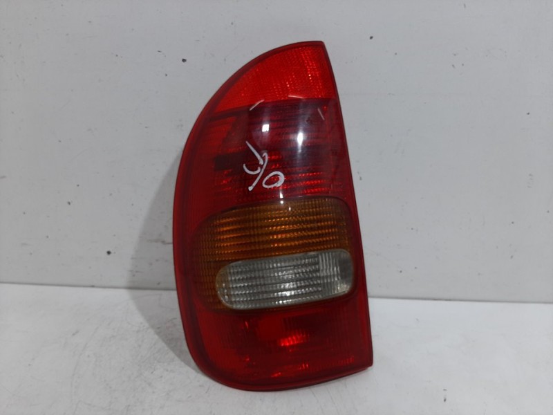 Recambio de piloto trasero izquierdo para opel corsa b swing referencia OEM IAM   