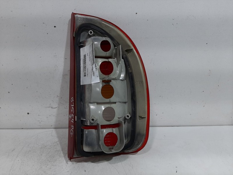 Recambio de piloto trasero izquierdo para opel corsa b swing referencia OEM IAM   