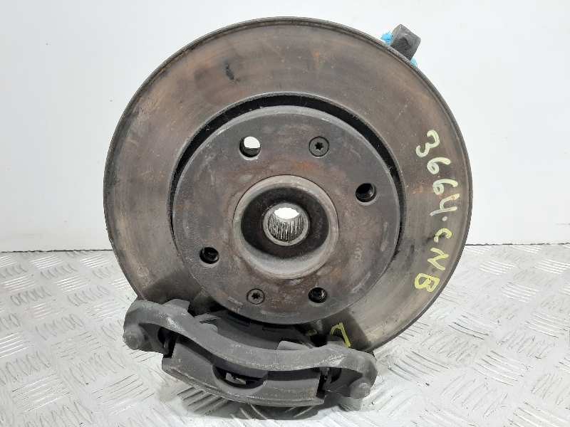 Recambio de mangueta delantera derecha para peugeot 206 berlina referencia OEM IAM    Recambio de mangueta delantera derecha para peugeot 206 berlina referencia OEM IAM