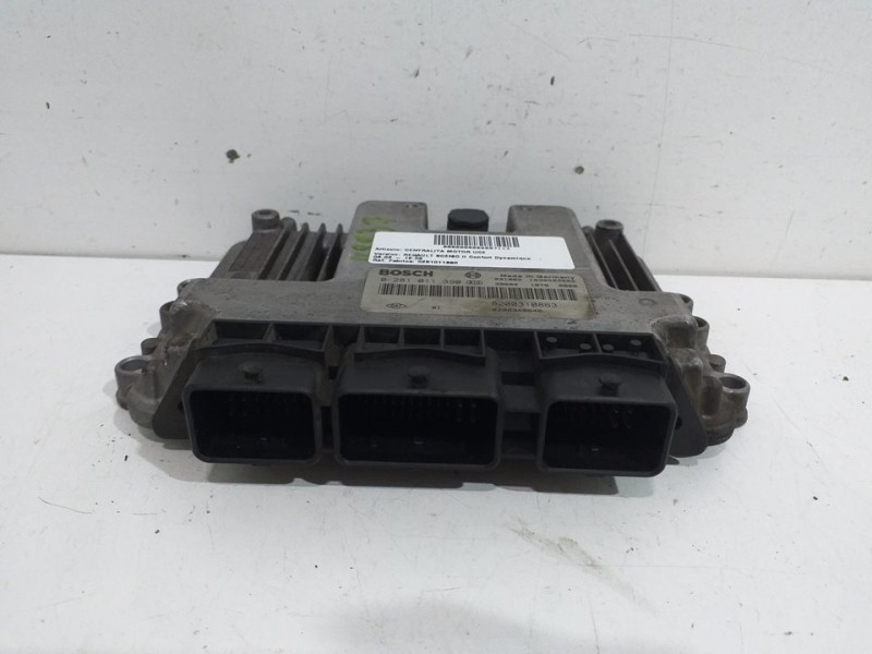 Recambio de centralita motor uce para renault scenic ii confort dynamique referencia OEM IAM 8200310863 0281011390 