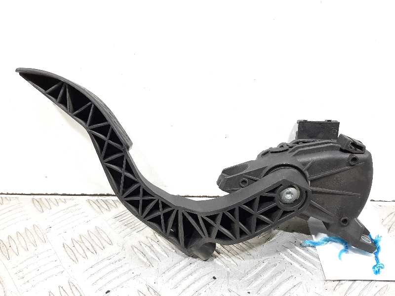 Recambio de pedal acelerador para audi a4 avant (8e) 2.5 tdi (120kw) referencia OEM IAM 8E1721523C  