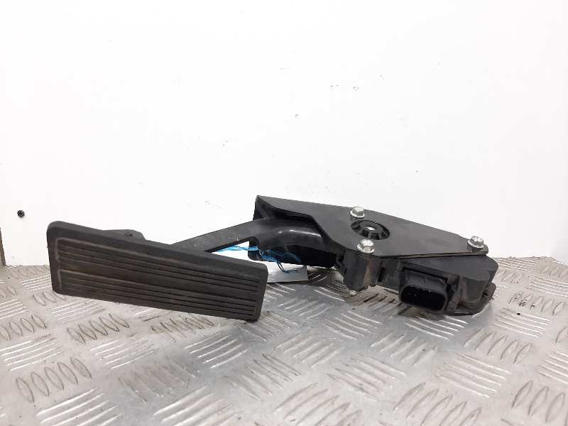 Recambio de pedal acelerador para chrysler voyager (rg) 2.8 crd lx referencia OEM IAM 034PE4203  