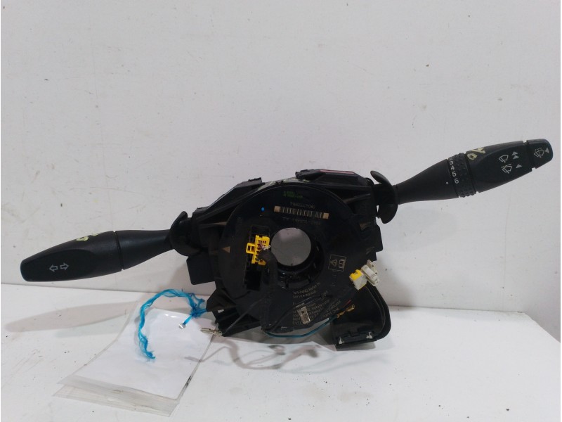 Recambio de mando multifuncion para ford fiesta (cb1) ambiente referencia OEM IAM 1S7113335AE 080420559R4  Recambio de mando multifuncion para ford fiesta (cb1) ambiente referencia OEM IAM 1S7113335AE 080420559R4