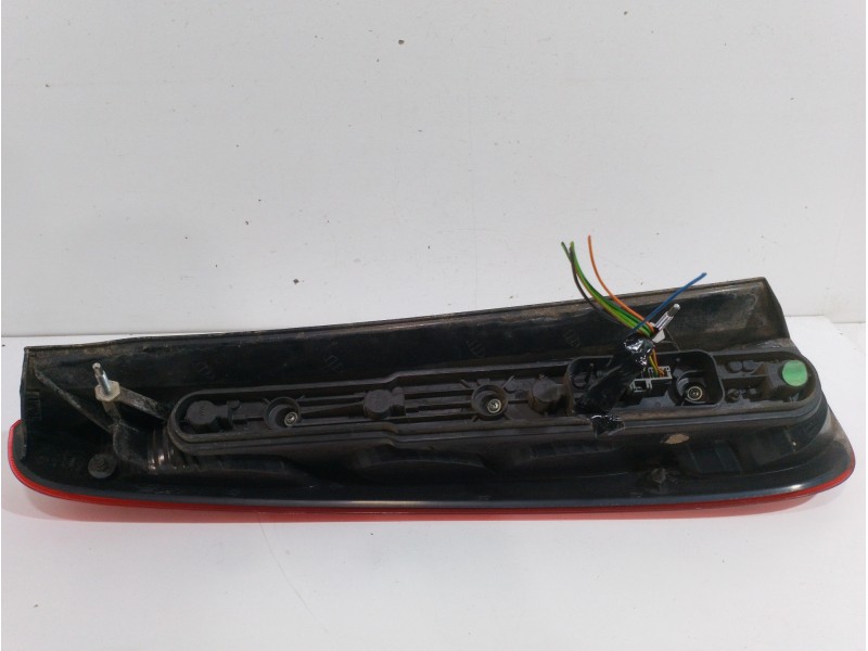 Recambio de piloto trasero derecho para ford focus c-max (cap) ambiente (d) referencia OEM IAM 1347454  